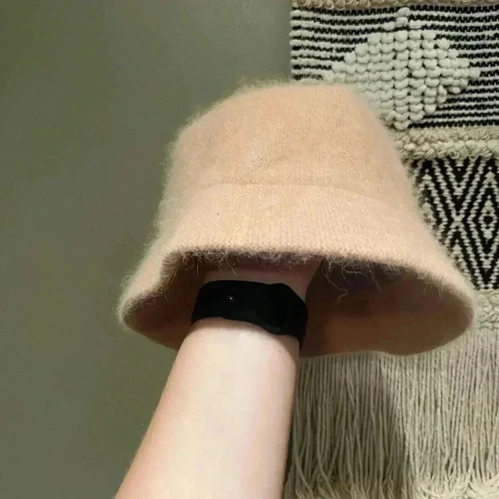 Elegant Cream Bucket Hat - Picture 3 of 6